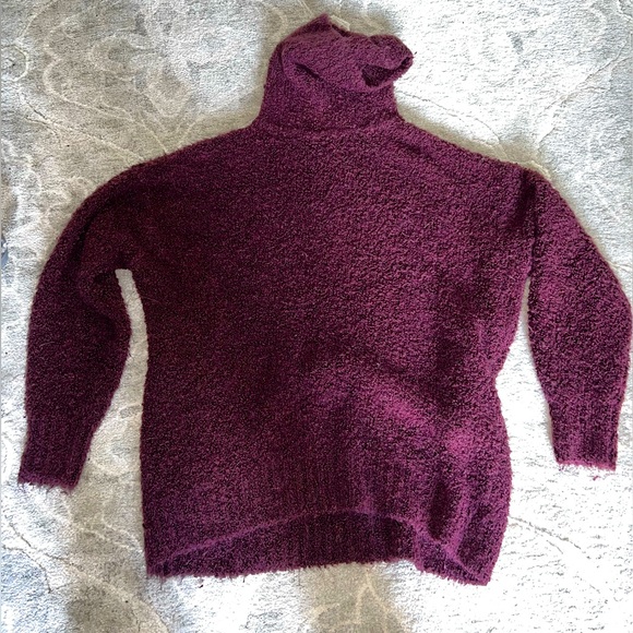 GAP Sweaters - GAP Burgundy Soft Knit Sweater
